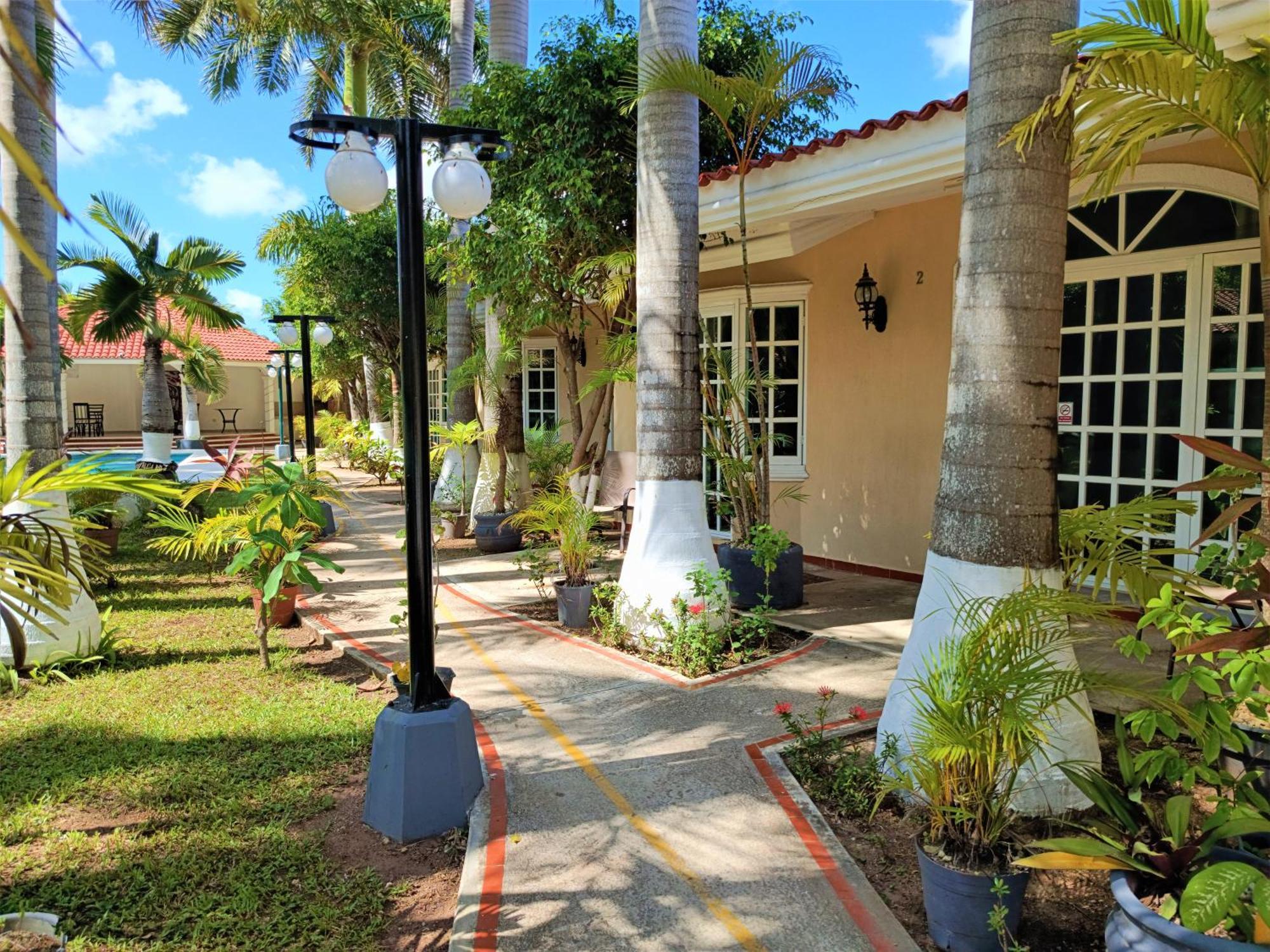 Tulipanes Cancun Villa Exterior photo